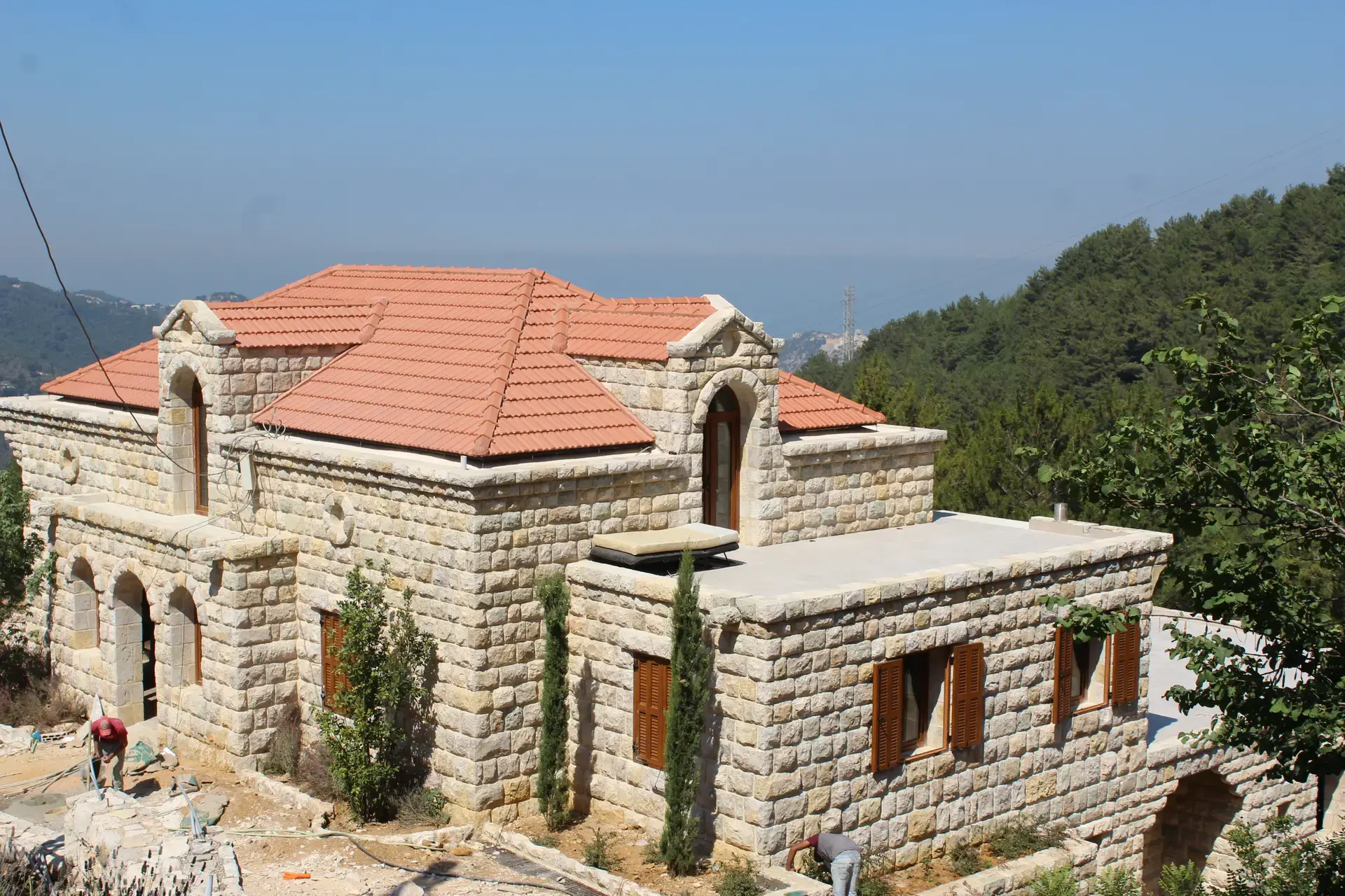 تركيب نوافذ وأبواب uPVC في لبنان - مشروع 1