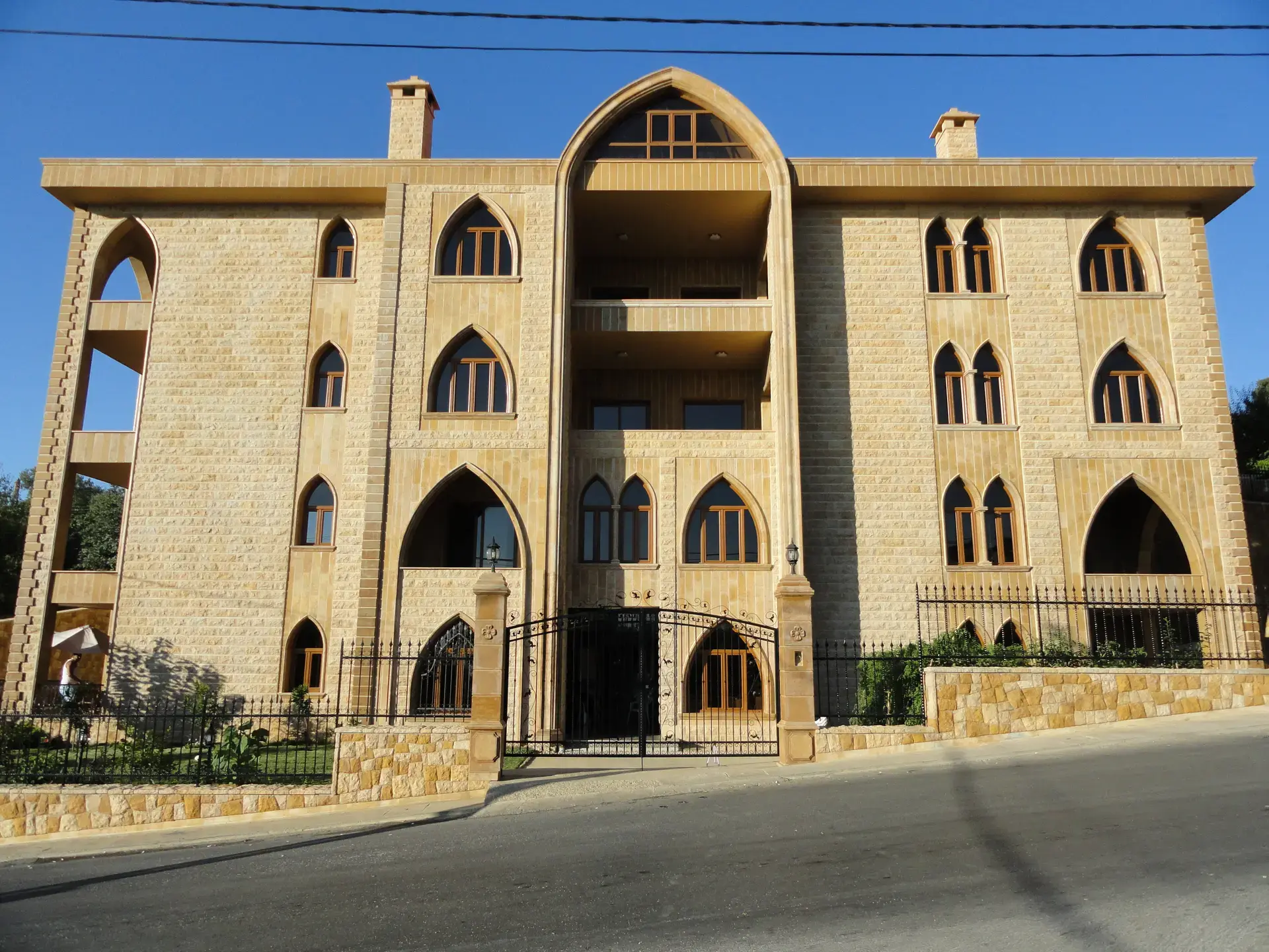 تركيب نوافذ وأبواب uPVC في لبنان - مشروع 3